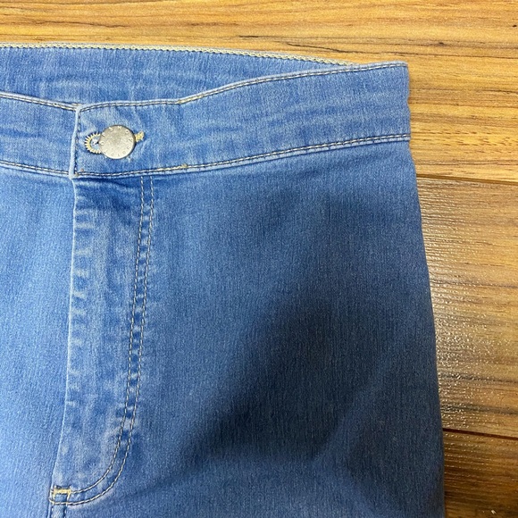 TOPSHOP Light-wash Skinny Jeans💎 - Picture 3 of 9